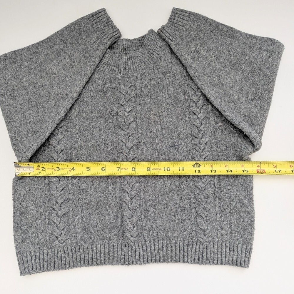 Uniqlo Kids Unisex (Size 3-4) Souffle Yarn Mock-Neck Gray Cable-Knit Sweater - Picture 9 of 11